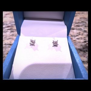 Diamond earrings