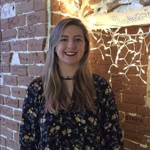 Meet your Posher, Rebecca