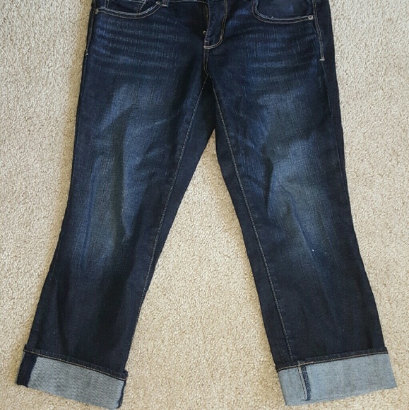 AE capris