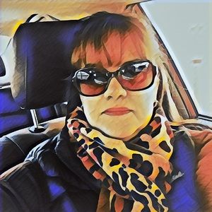 Meet your Posher, Teresa