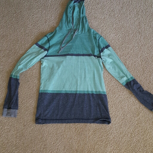 Long sleeve shirt with hood