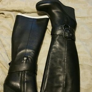 NINE West black leather boots