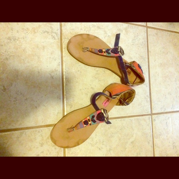 Betsy Johnson 6.5