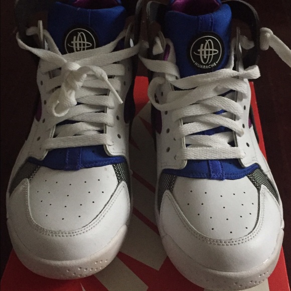 NIKE Huarache - Picture 2 of 4