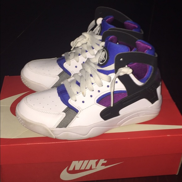 NIKE Huarache - Picture 3 of 4