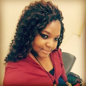 Meet your Posher, Trineisha