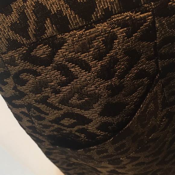 🎉host pick🎉 SOLD Tibi gold &black sz 6 pencil skirt - Picture 4 of 4