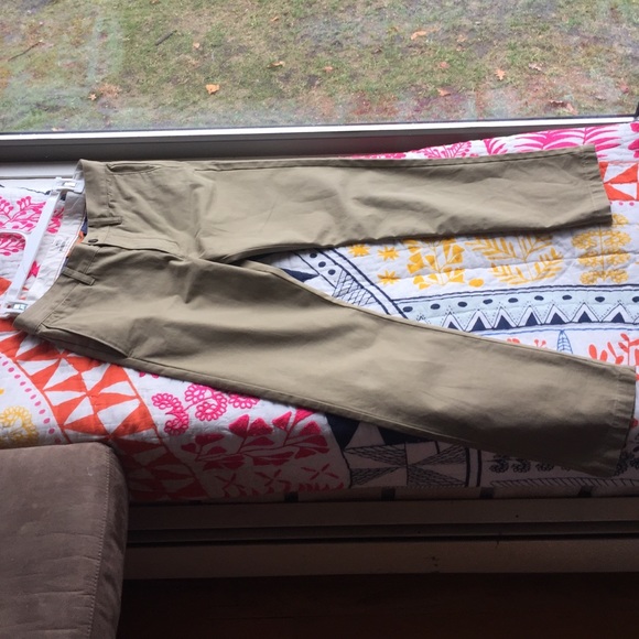 Dockers khakis