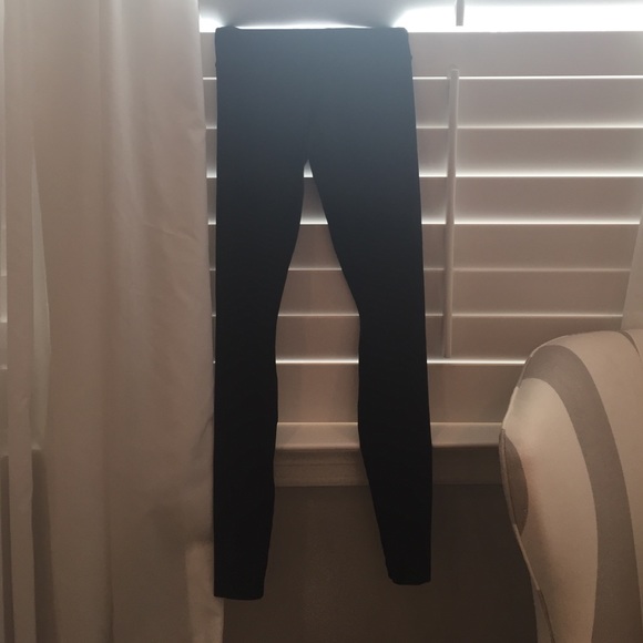 Black lulu lemon leggings size 2