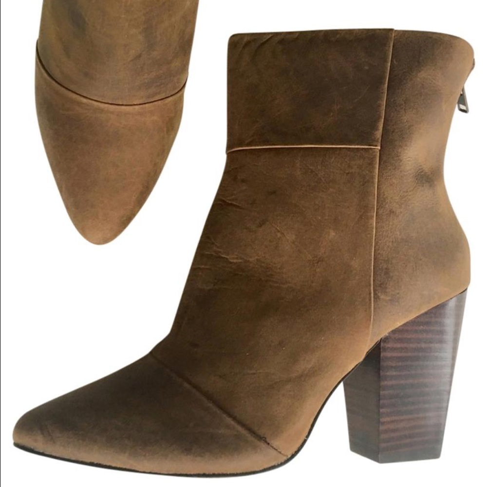 NEW KELSI DAGGER brown leather ankle  boots 9.5