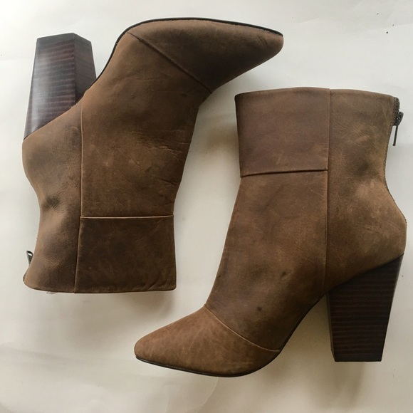 NEW KELSI DAGGER brown leather ankle  boots 9.5 - Picture 4 of 5