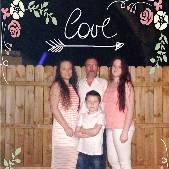 Meet your Posher, Shawna - Picture 2 of 2