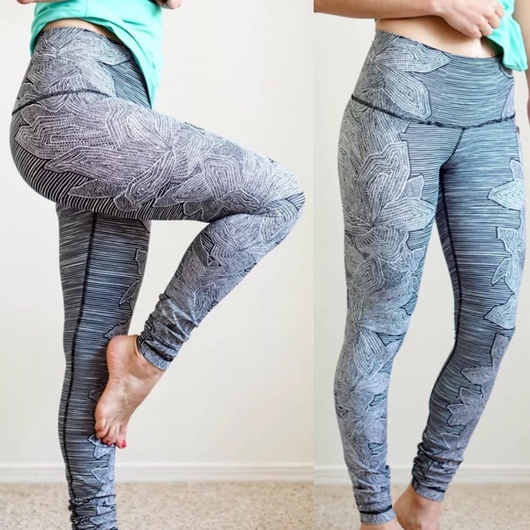 NWT💕Lululemon Dottie Tribe Wunder Under Leggings - Picture 3 of 8