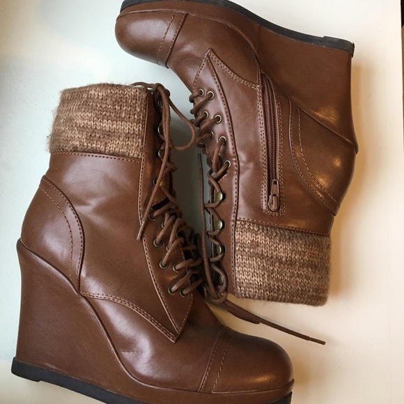 Women's Wedge Lace up Booties