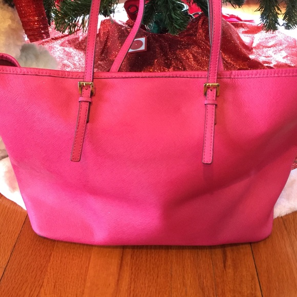 Michael Kors Jet St Travel Tote - Picture 2 of 4