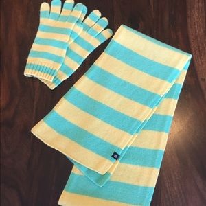 GAP scarf and gloves