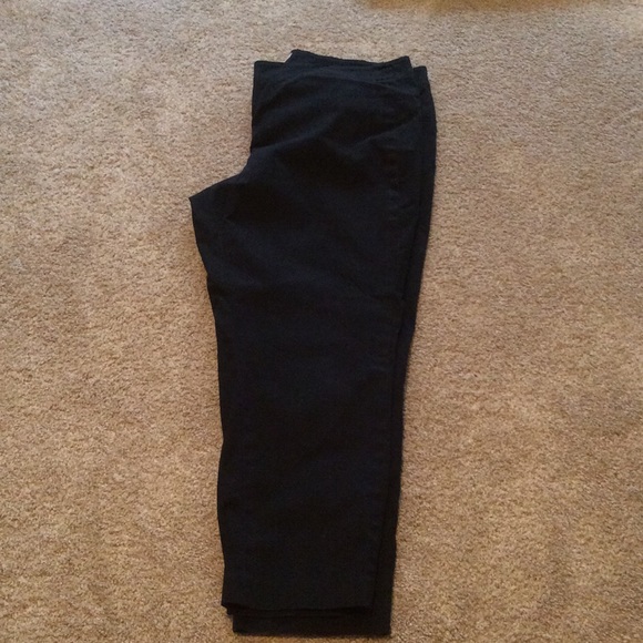 Crop pants