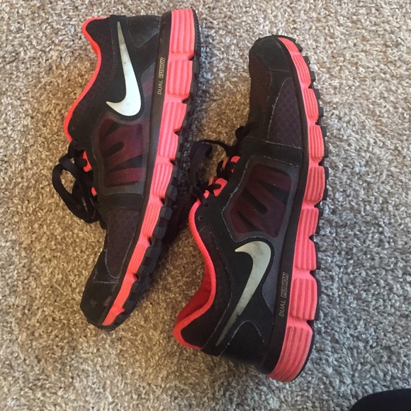 Nike Dual Fusion