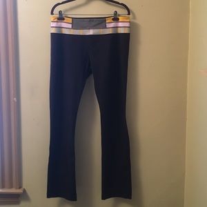 Lululemon groove pants