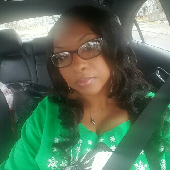 Meet your Posher, De'Lisa - Picture 1 of 1