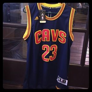 LaBron James Cavaliers Jersey 23