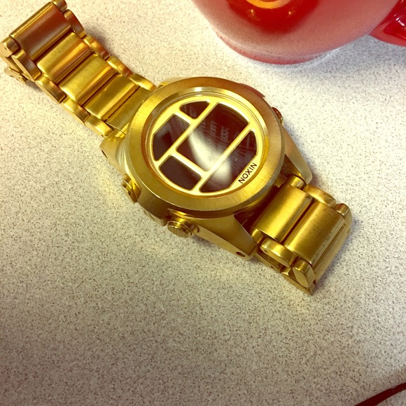 Gold Nixon Men's watch - Picture 1 of 4