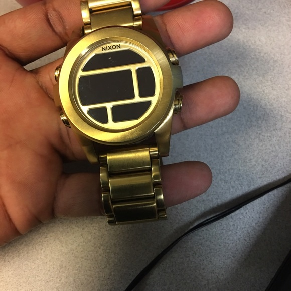 Gold Nixon Men's watch - Picture 2 of 4