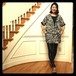 🔥🔥(NEW) KOREAN BRAND BLACK&BEIGE TUNIC