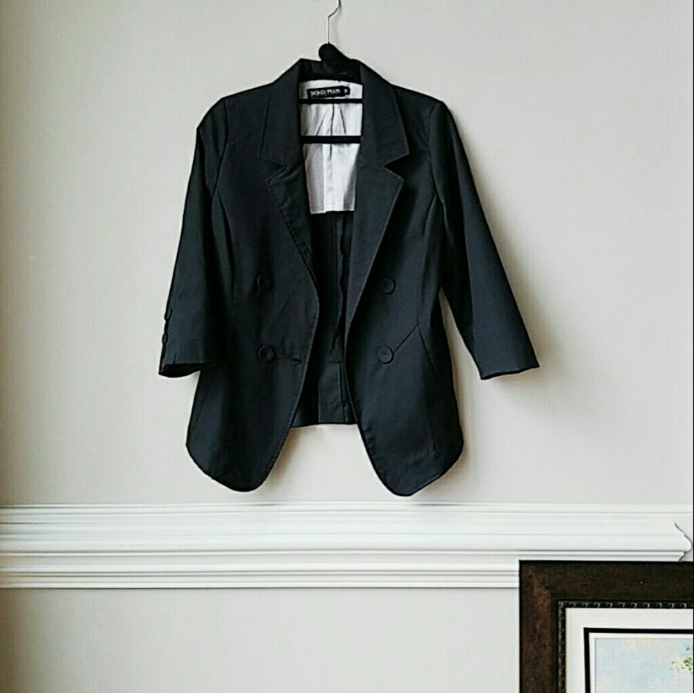 3/4 sleeves button blazer