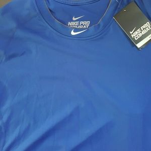Men's XL fitted Nike long-sleeved dri-fit shirt NW