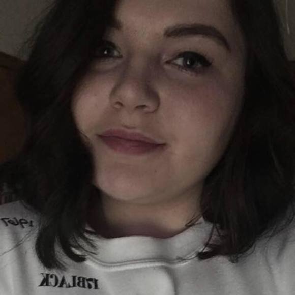 Meet your Posher, Maddie