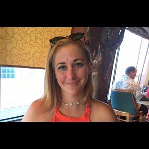 Meet your Posher, Samantha