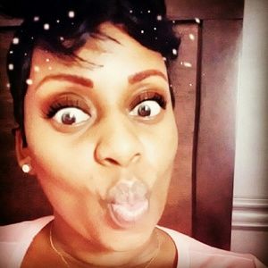 Meet your Posher, Myrtho