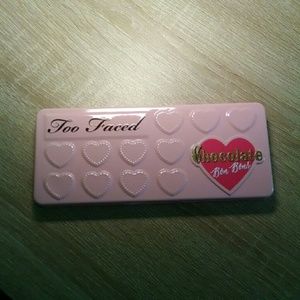 Too Faced chocolate bon bons eyeshadow palette