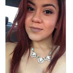 Meet Your Posher, Layla