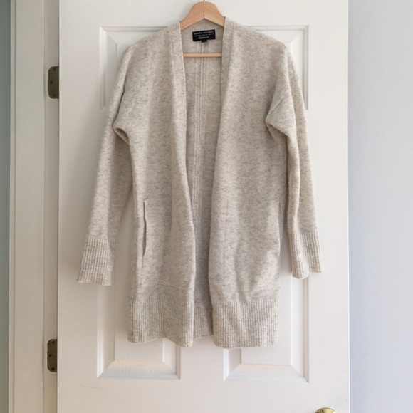 LAST CHANCE Banana Republic Wool Cardi