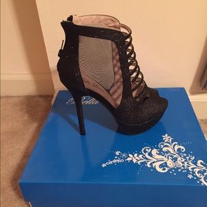 Glitter mesh peep toe heels