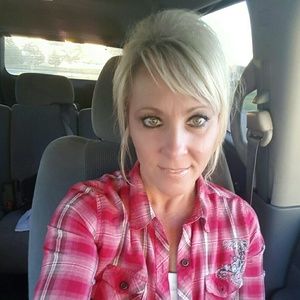 Meet your Posher, Janay