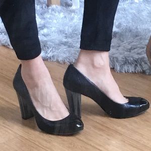 Ann Taylor Quilted Classic Pumps Size 7