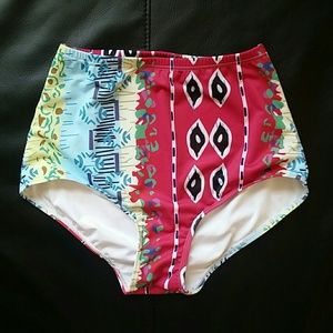 NWOT high waisted tribal print swim bottoms