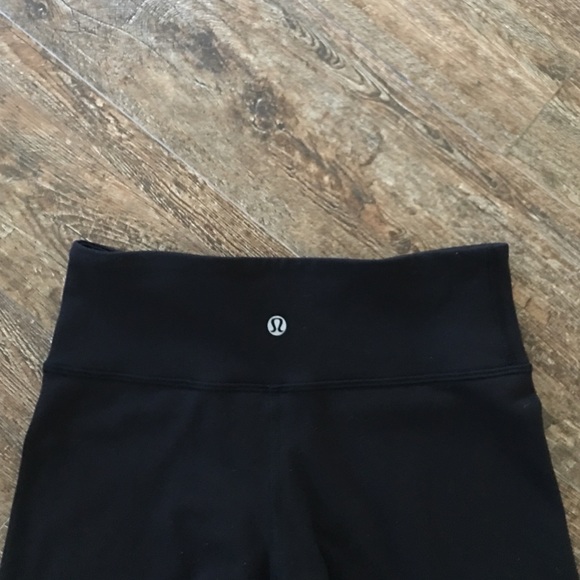 Lululemon Wunder Under Cropped