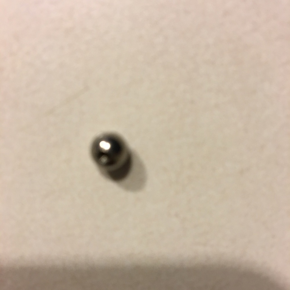 Belly button ring - Picture 2 of 2