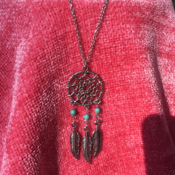 (M3) Silver Dreamcatcher Necklace - Picture 2 of 4