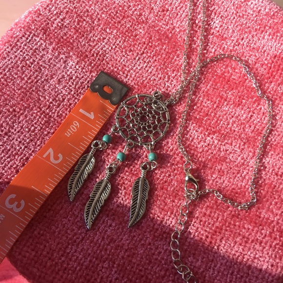 (M3) Silver Dreamcatcher Necklace - Picture 3 of 4