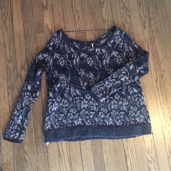 Free People sweater