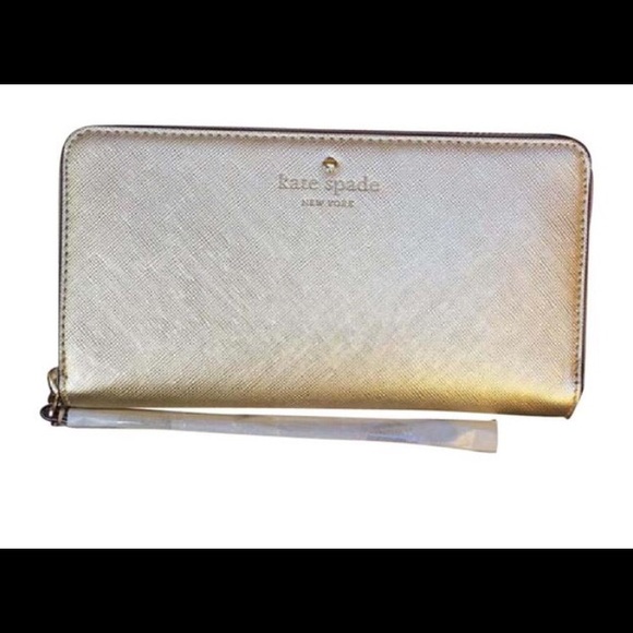 kate spade Handbags - 🎉HOST PICK🎉‼️SALE‼️NWOT Kate Spade Gold Wristlet