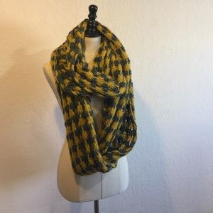 14th & Union infinity scarf