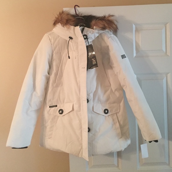 White puffer winter jacket