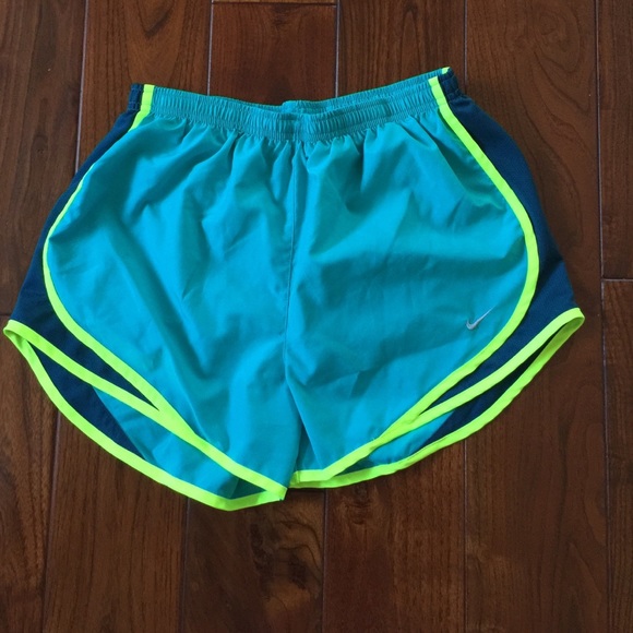 Nike short