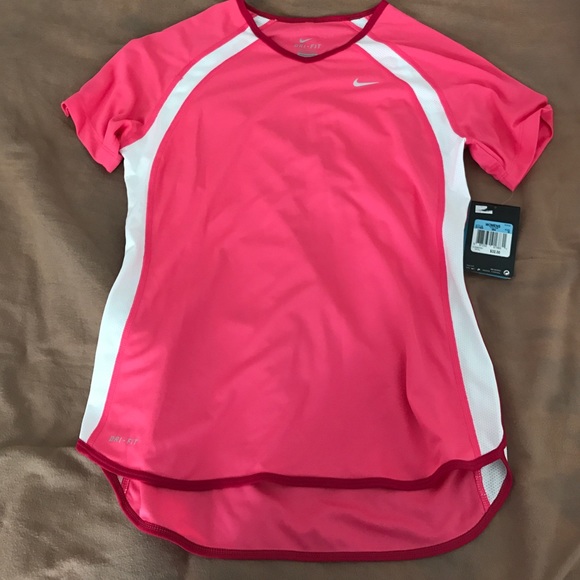 Nike dri-fit tee - Picture 1 of 2